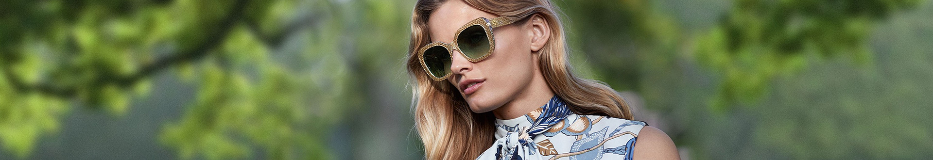 Color: Glitter Glasses & Eyewear