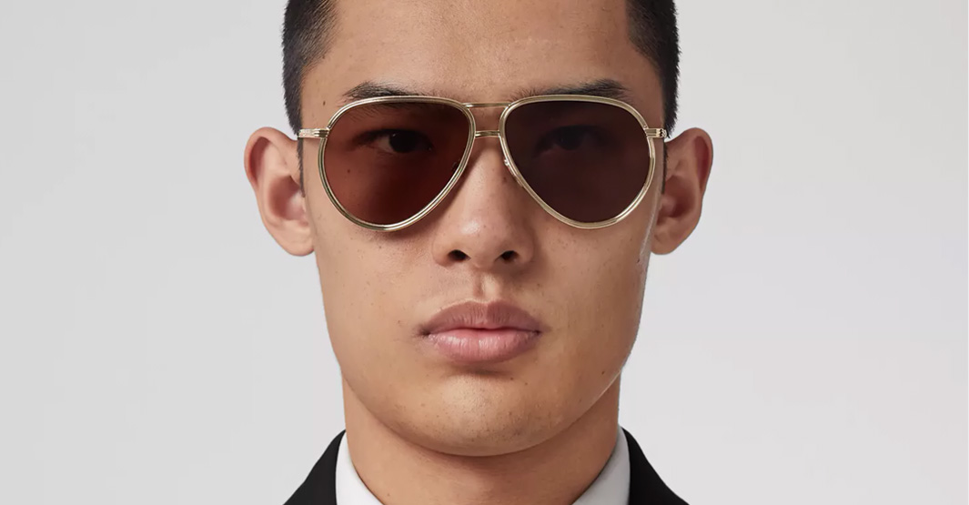 BURBERRY The Summer Edit Frames