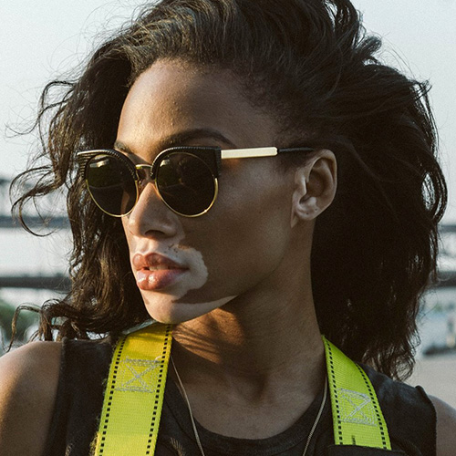 Winnie
            
              Harlow