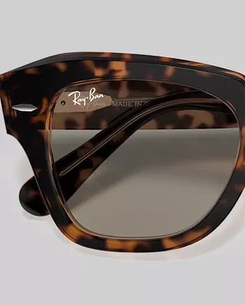 Ray-Ban® State Street